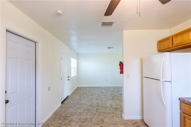 Building Photo - 1314 Denise Ave