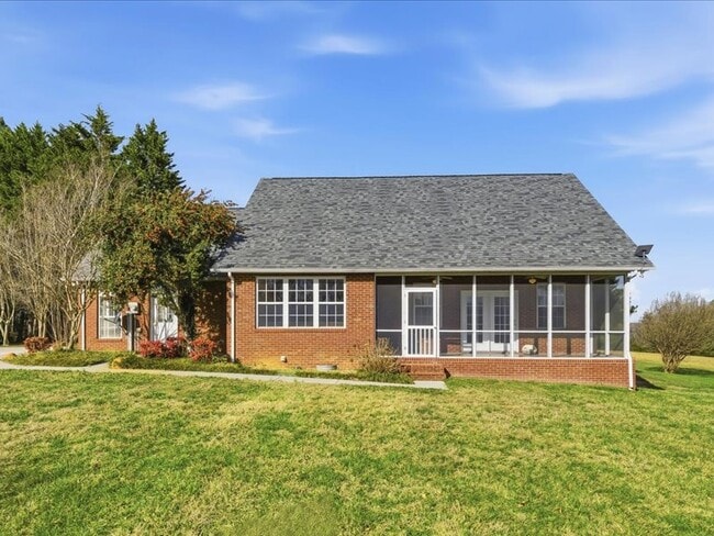 Building Photo - 5320 Baumgardner Rd