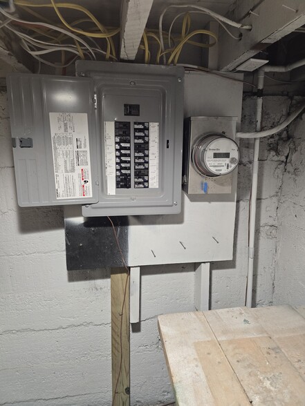 Building Photo - 77 N Pennsylvania Ave