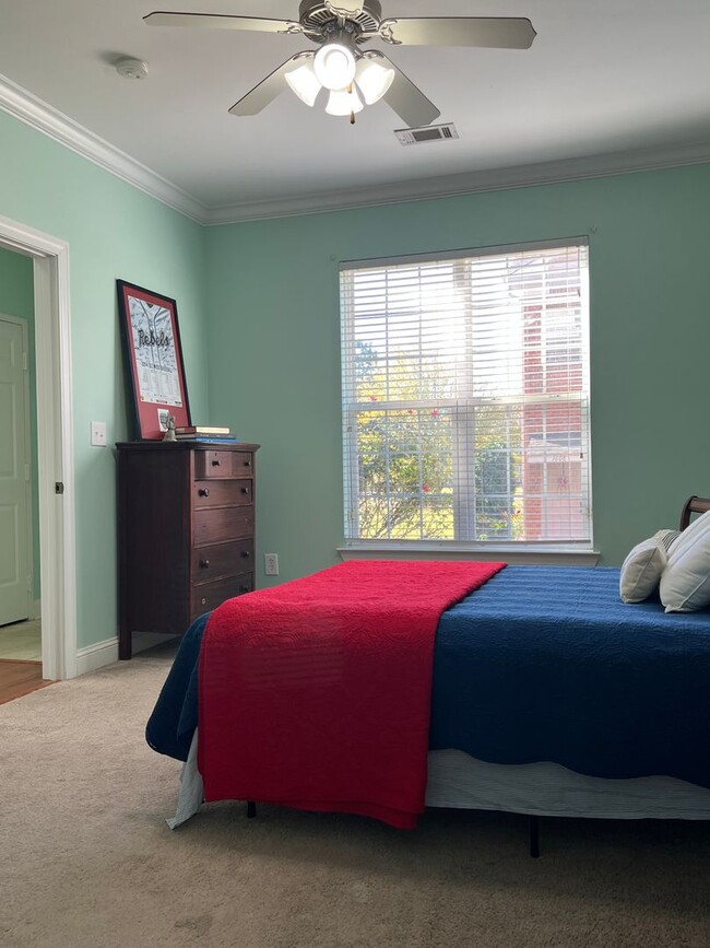 Building Photo - 1703 Highpointe