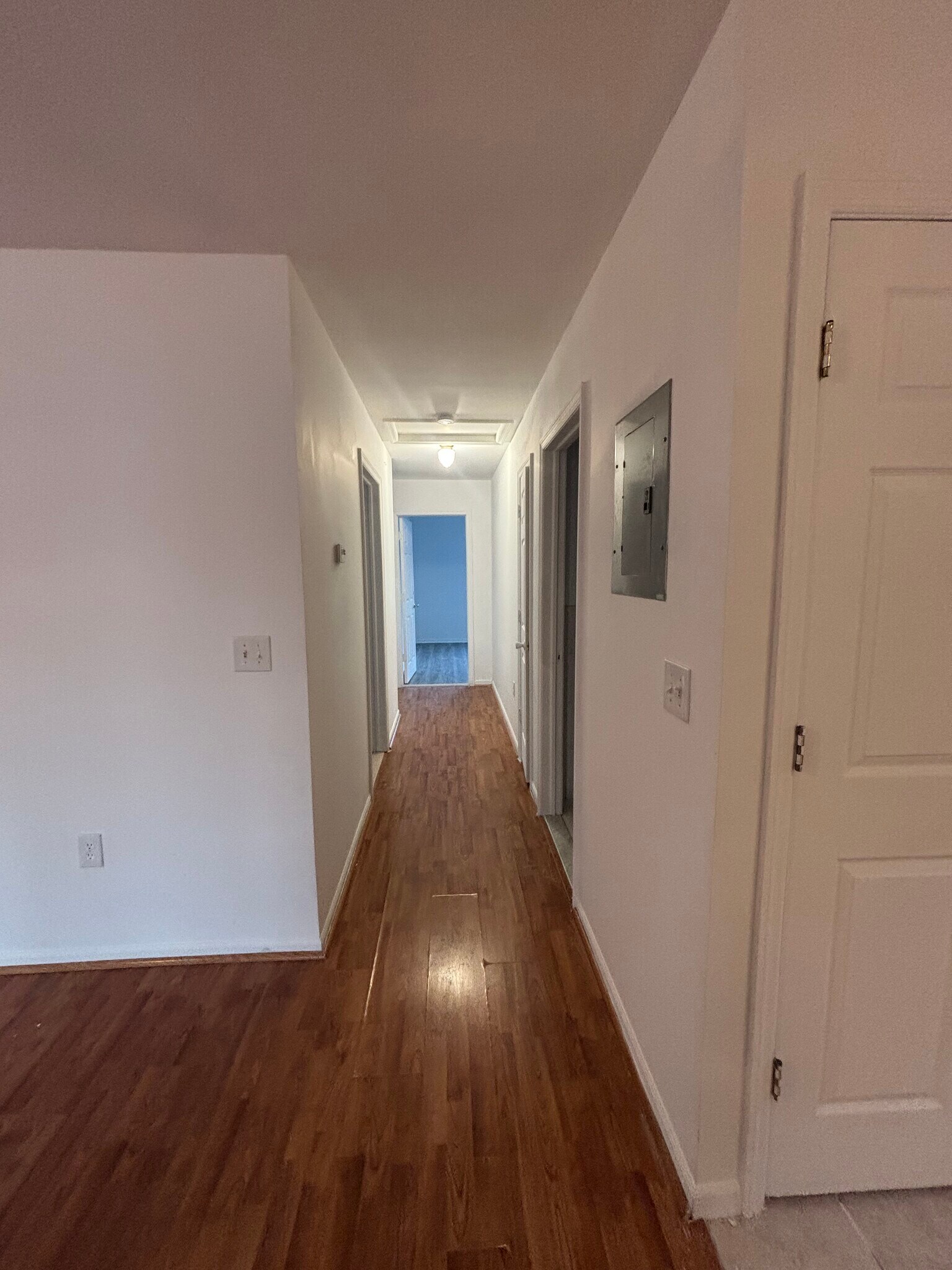 Building Photo - 72 Sumo Village Ct