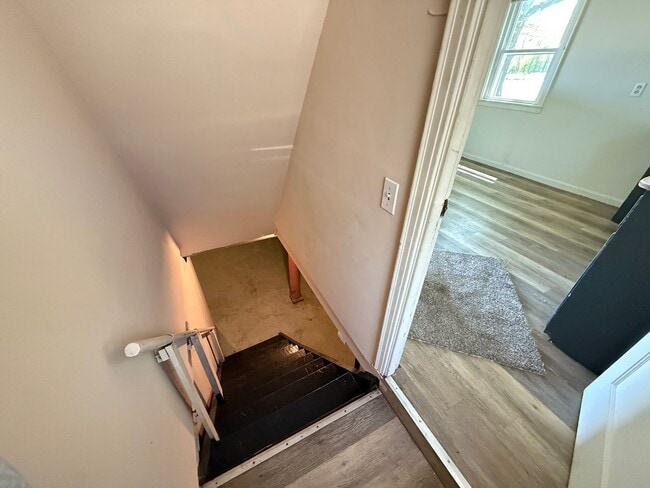 Building Photo - Single Family Home-Northwest School Distri...
