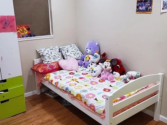 Building Photo - 524 Maple Ave