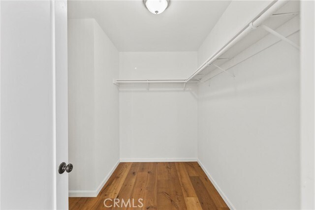 Building Photo - 1056 E Orange Grove Ave