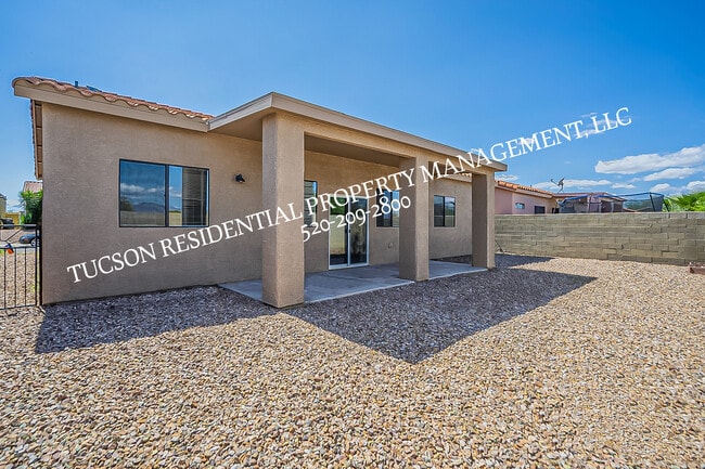 Building Photo - 7399 E Poinciana Pl