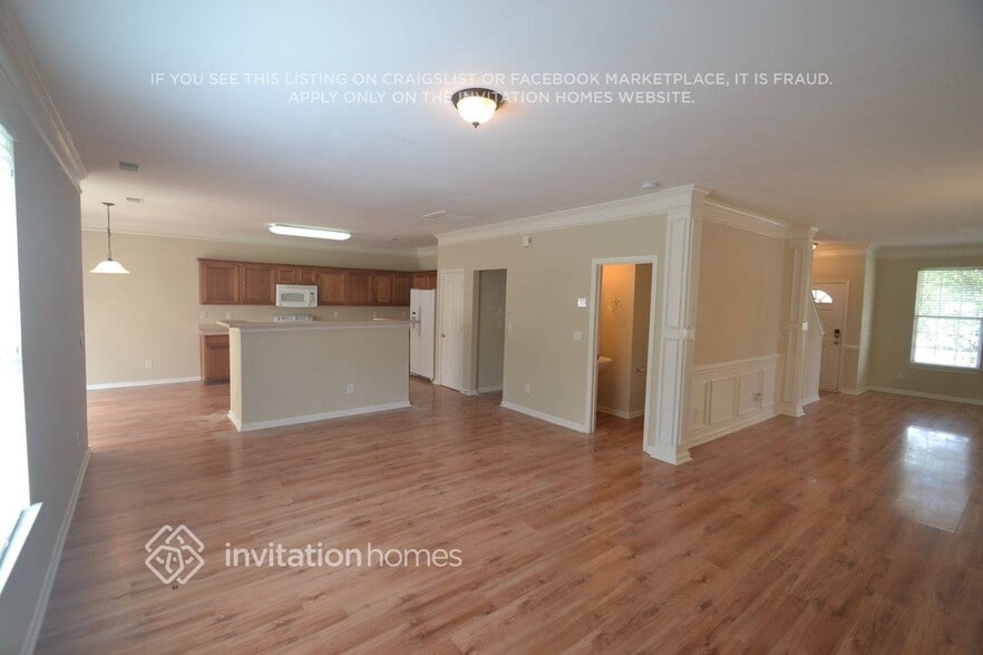 Building Photo - 3013 Saphire Ln