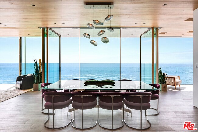 Building Photo - 24300 Malibu Rd