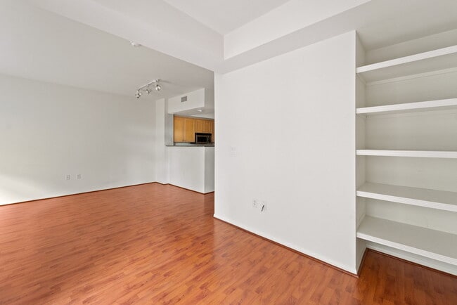 Building Photo - 2400 5th Ave