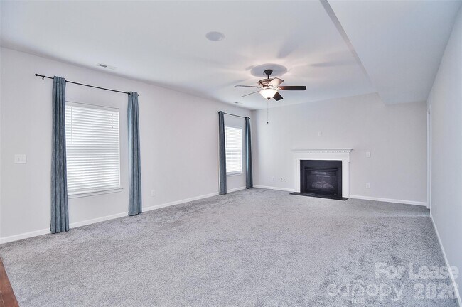 Building Photo - 5115 Chapel Chase Lane