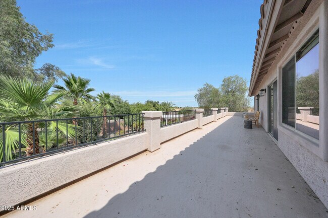 Building Photo - 11001 N 153rd Dr
