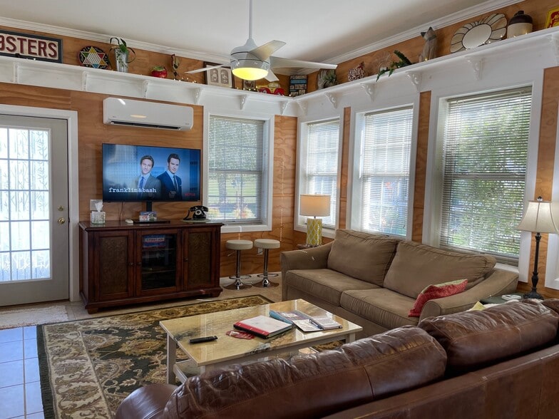 Kick back, relax, rejuvenate. Sleeper sofa for guests. - 31312 Rd 280B