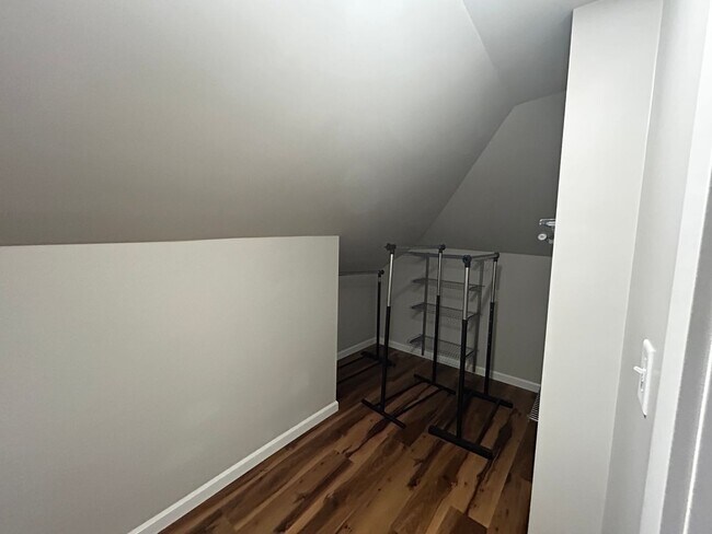 Building Photo - Elegant 3 Bed, 2 Bath Home in Spokane!