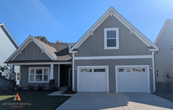 Building Photo - NEW 3bd/3bth Ranch -Golf Course View- OCTO...