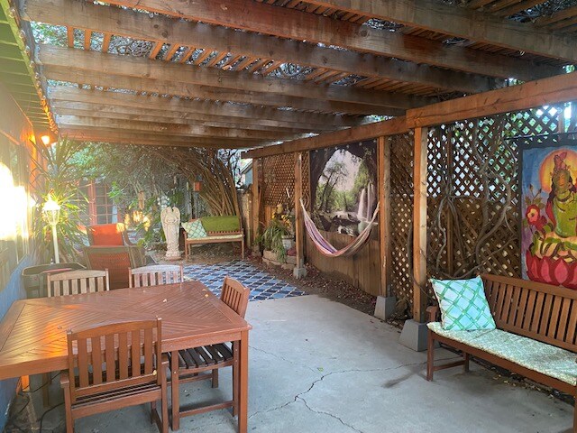 Primary Photo - 310 N Lima St