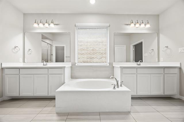 Building Photo - 3108 Discovery Dr