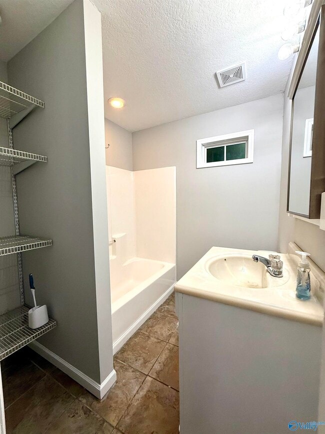 Building Photo - 1316 Starnes St