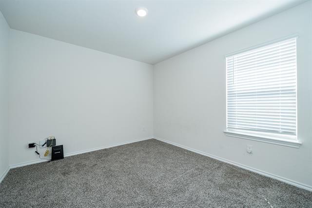 Building Photo - 904 Sunrise Ln