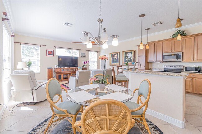 Building Photo - 5352 Layton Dr