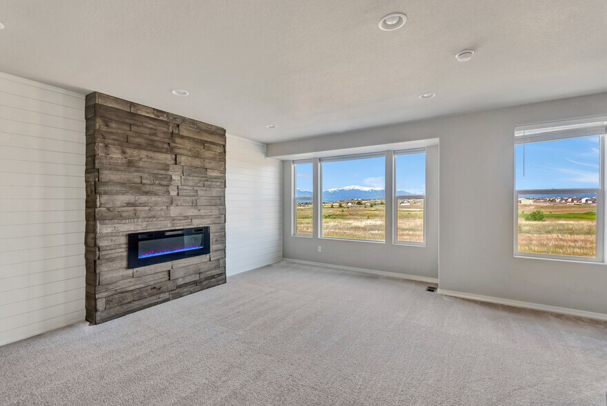 Building Photo - 7476 Johnsontown Hts
