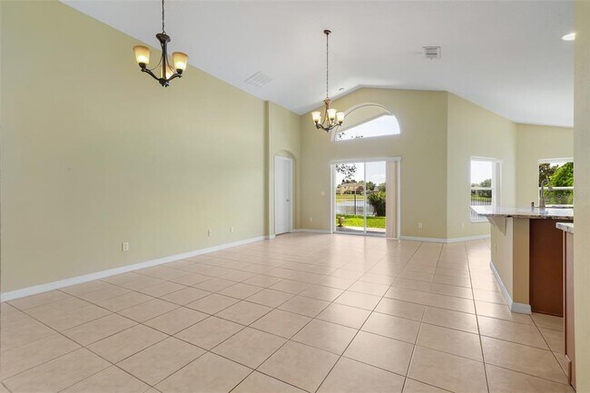 Building Photo - 12608 Iris Lake Dr