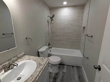 Building Photo - 8166 Juniper Rd