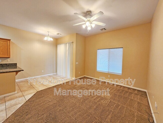 Building Photo - 1421 Star Rd