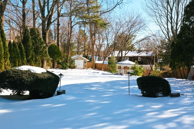 Building Photo - Welcome Home!