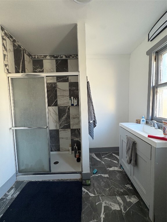 Building Photo - 171 Chapin St