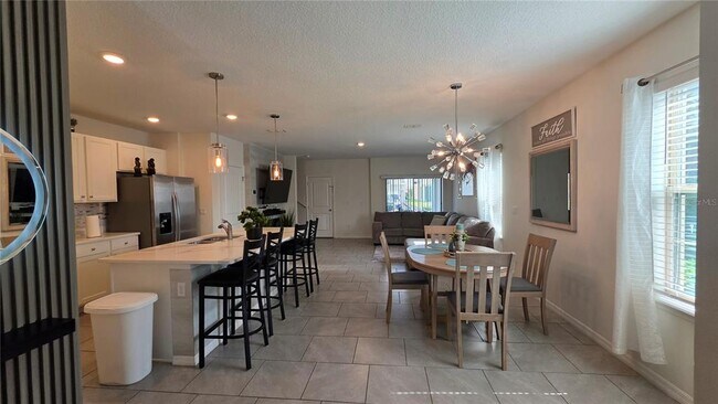 Building Photo - 16221 Admirals Cove Ln