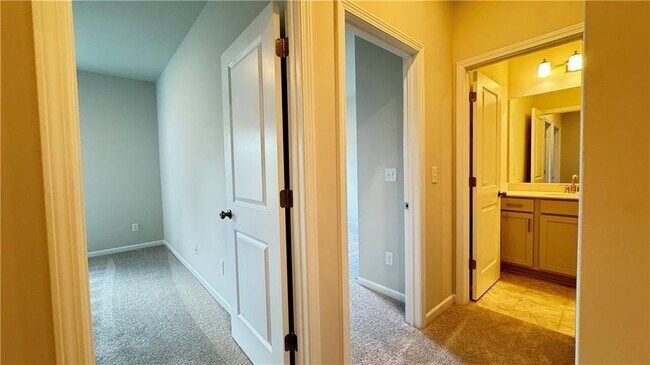 Building Photo - 54 Peeples Dr