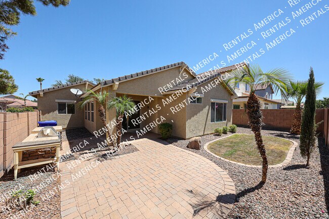 Building Photo - 869 E Waterview Pl