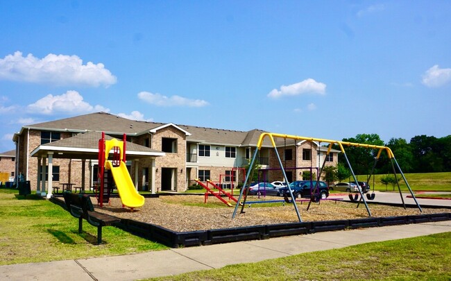 One of our three play areas - Heritage Park/Lakeview Park Apartments