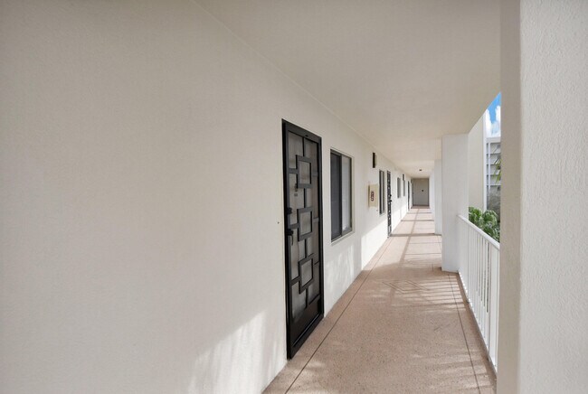 Building Photo - 7310 Ashford Pl