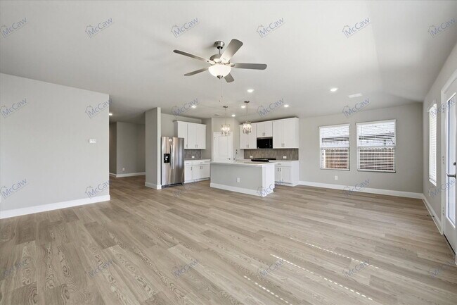 Building Photo - 811 London Town Ln