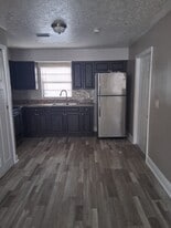 Building Photo - 9420 N 50th St