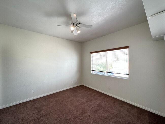 Building Photo - TIMBER CREEK VILLAGE