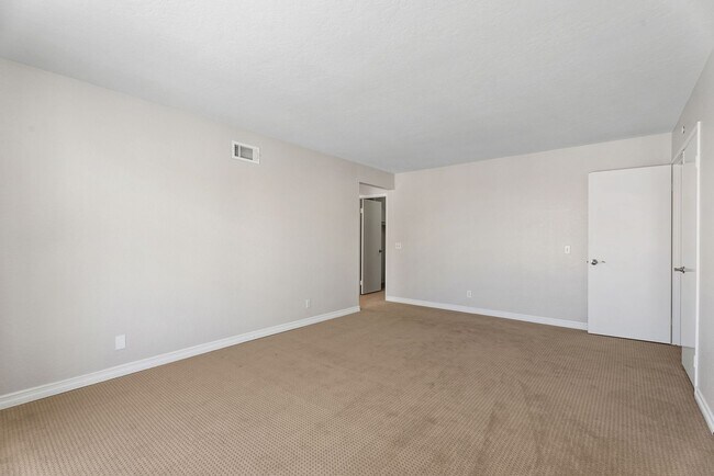 Building Photo - Coastal Elegance Meets Family Comfort in D...