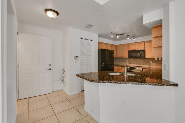 Building Photo - 175 Galicia Way