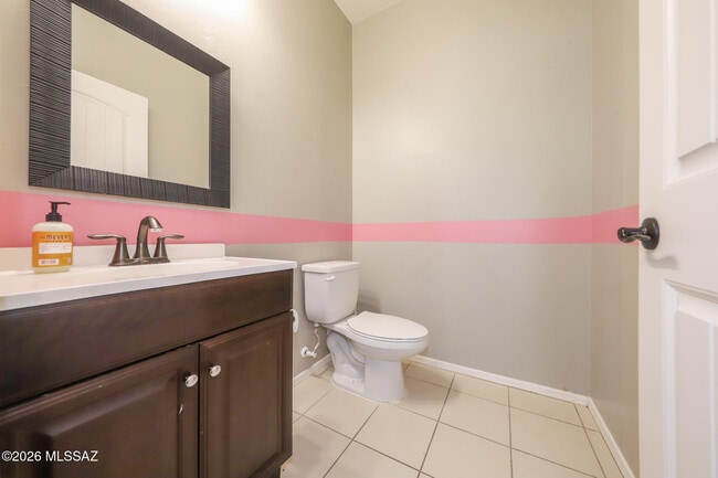 Building Photo - 8754 N Mugho Pine Trail
