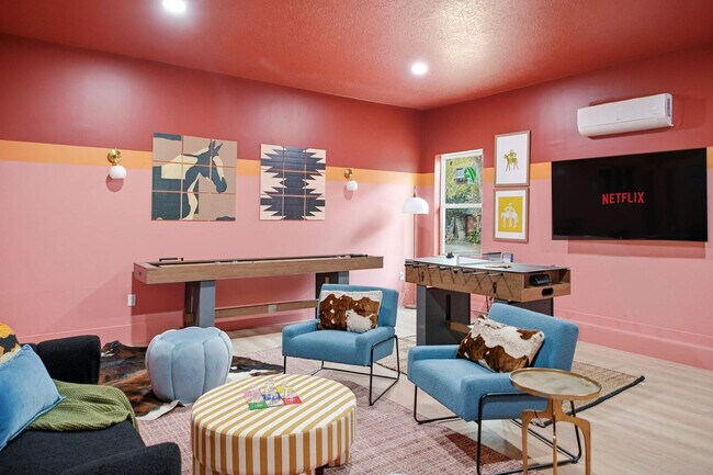 Building Photo - 2002 Chittim Trail Dr