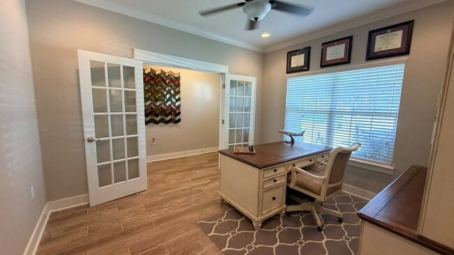 Building Photo - 3206 Oak Bluff Ln