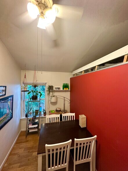 Building Photo - 502 Whitaker Street