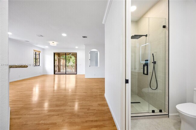 Building Photo - 2790 Center Ct Dr