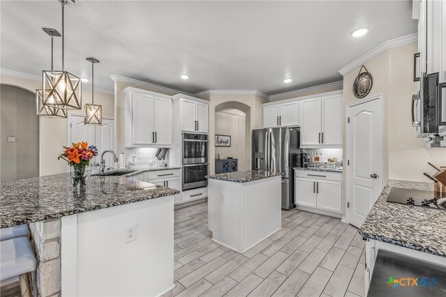 Building Photo - 5107 La Piedra Ln