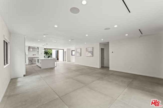 Building Photo - 6459 Colgate Ave