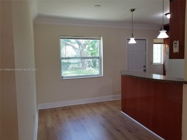 Building Photo - 1085 NW 133rd St