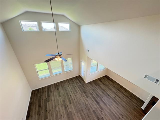Building Photo - 6047 Tudor Pl