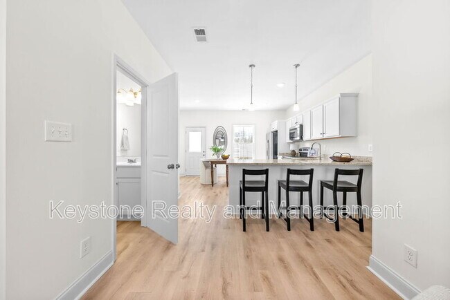 Building Photo - 940 Britton Springs Rd