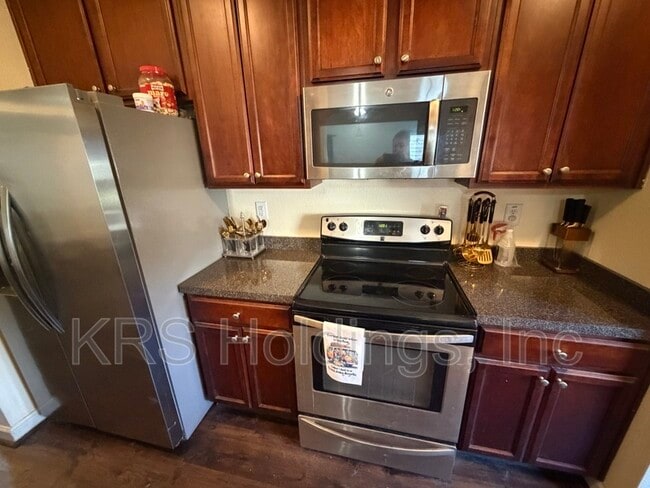 Building Photo - 1124 Rodgers St