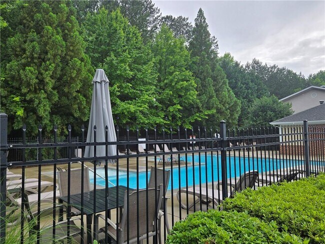 Building Photo - 1356 Bexley Pl